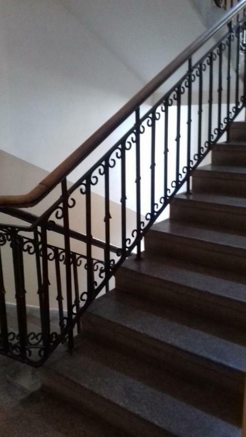 Przytulny Apartament Przy Barbakanie วอร์ซอ ภายนอก รูปภาพ